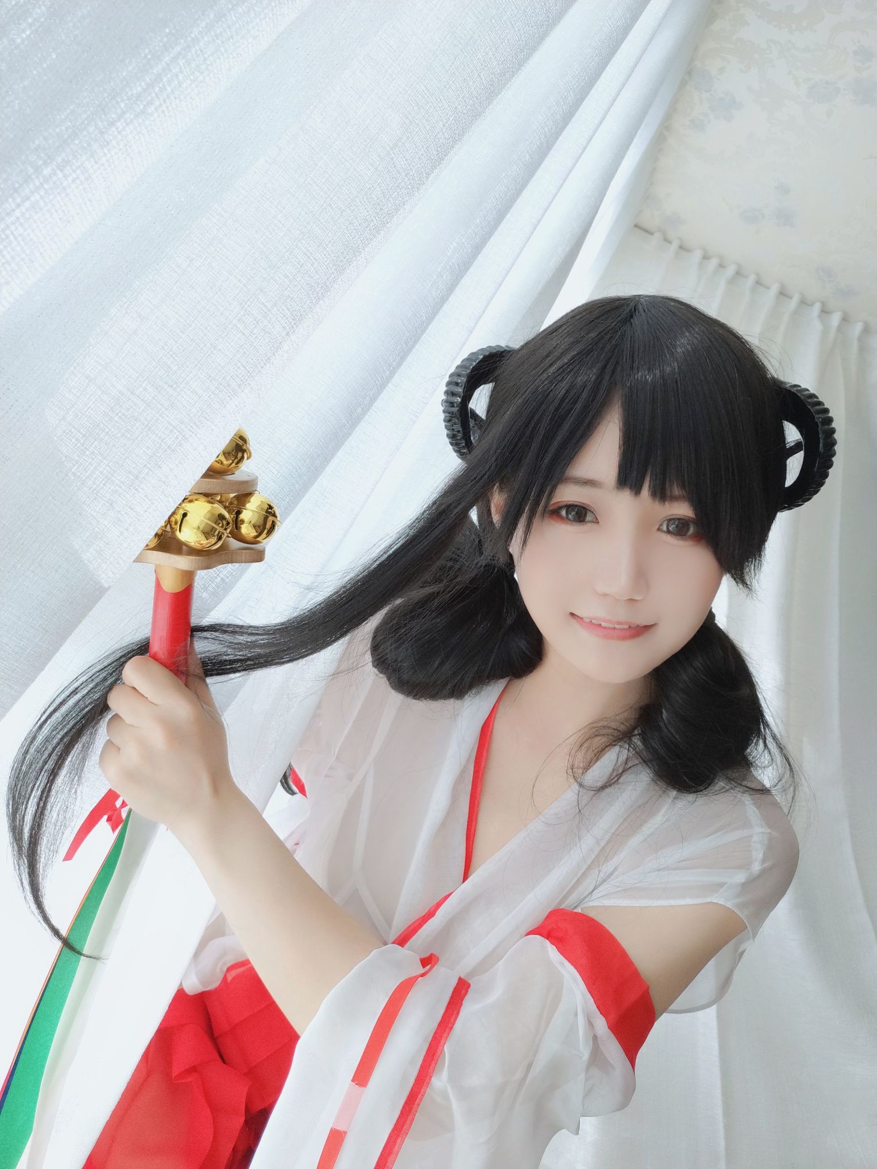 [网红COSER]动漫博主小仓千代w巫女插图1
